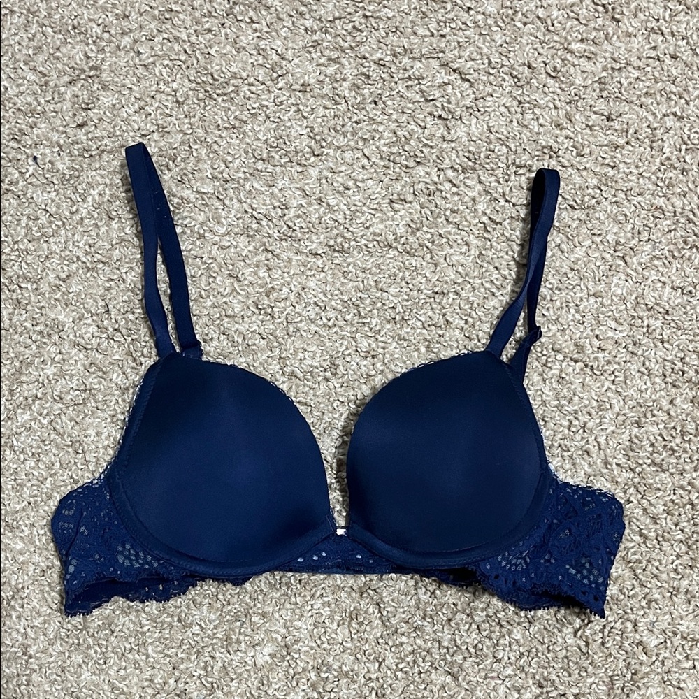 Victoria’s Secret “Dream Angels” Push Up Bra